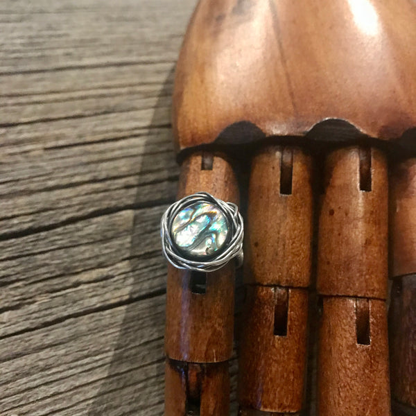 Abalone and Sterling Silver Nest Ring Sz 6 Item# R1800-9