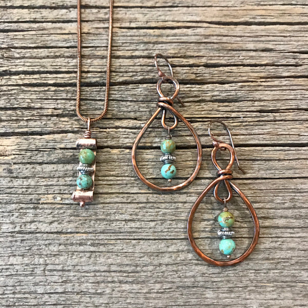 Small Copper Lasso Hoops w/Turquoise Item# E1600-7