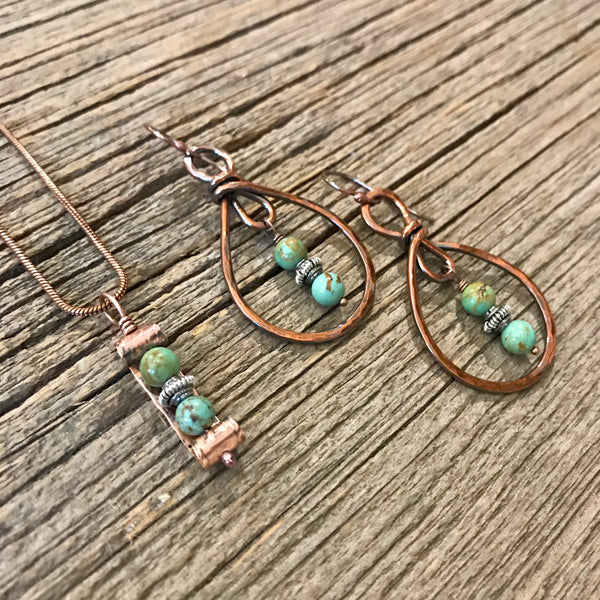 Small Copper Lasso Hoops w/Turquoise Item# E1600-7